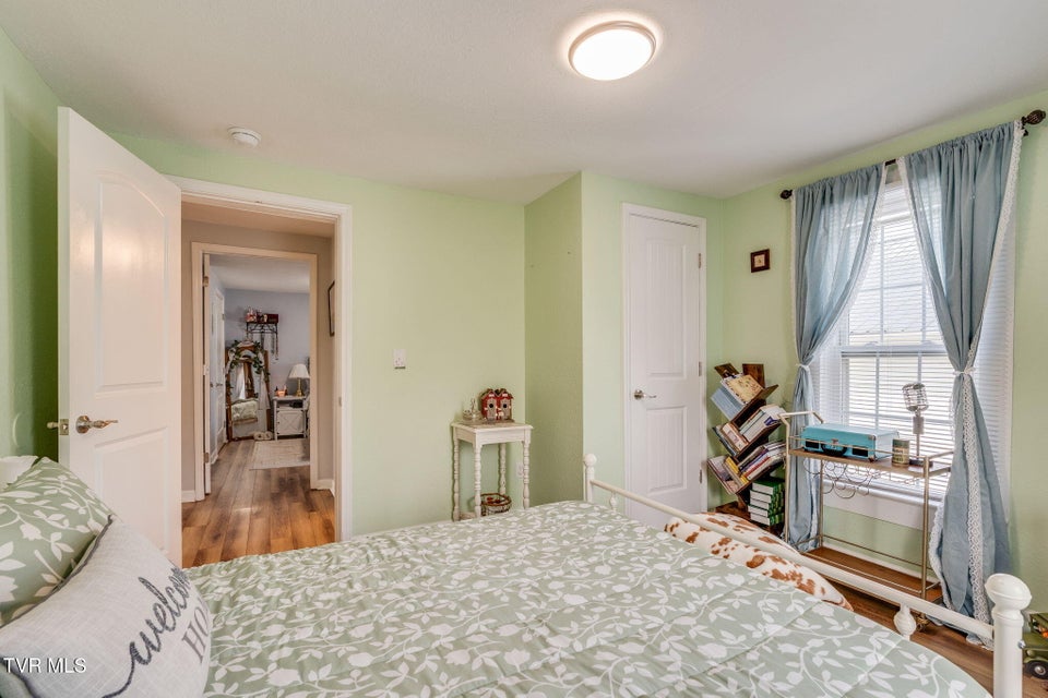 Photo #13: 1105 Miller Street