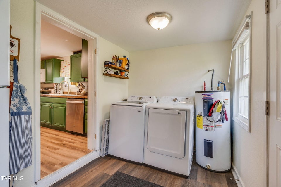 Photo #18: 1105 Miller Street