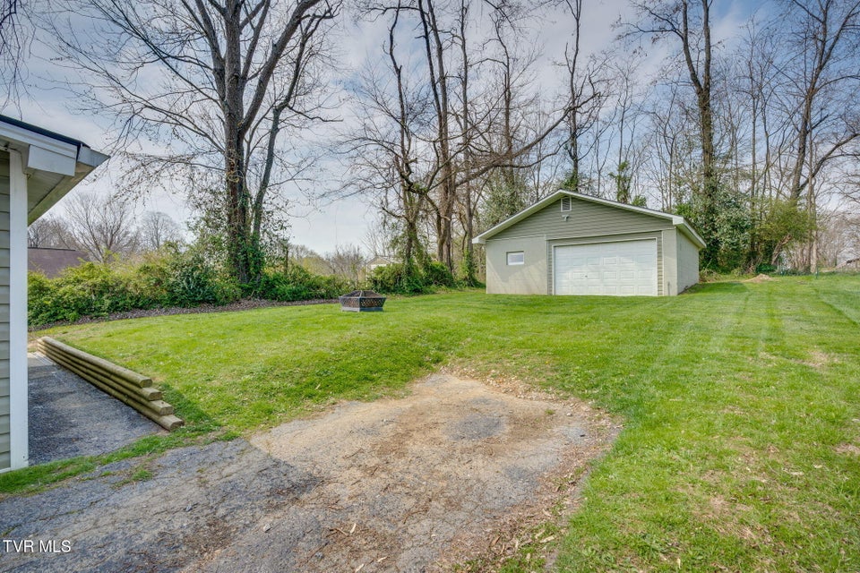 Photo #21: 1105 Miller Street