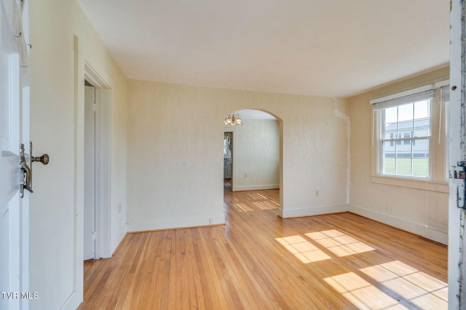 Photo #4: 1024 Mckinney Avenue