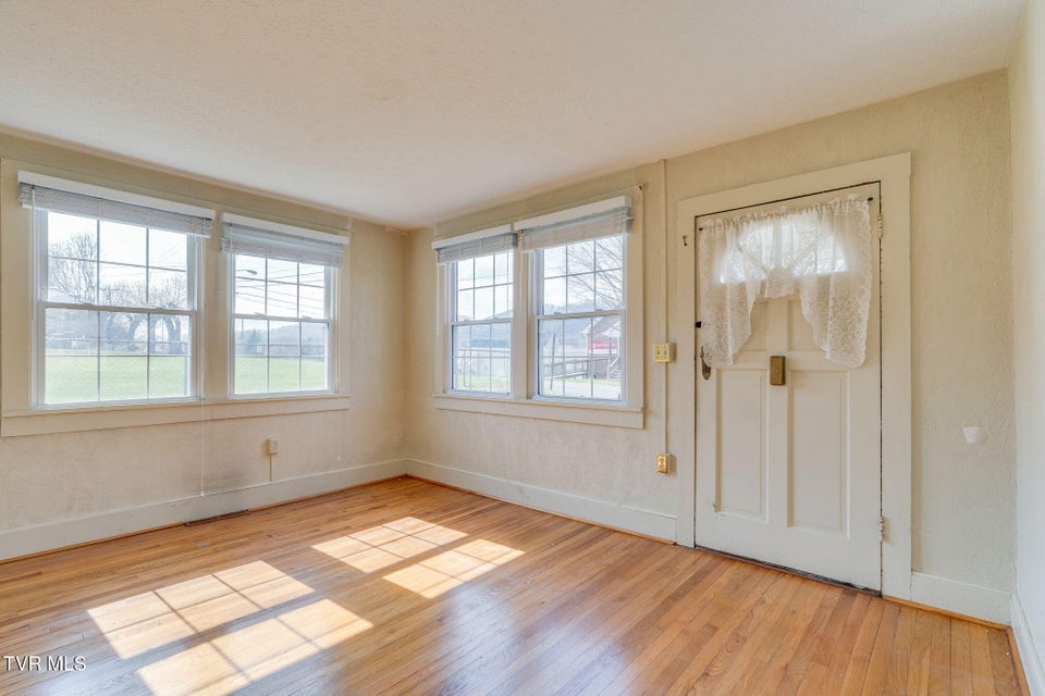 Photo #5: 1024 Mckinney Avenue