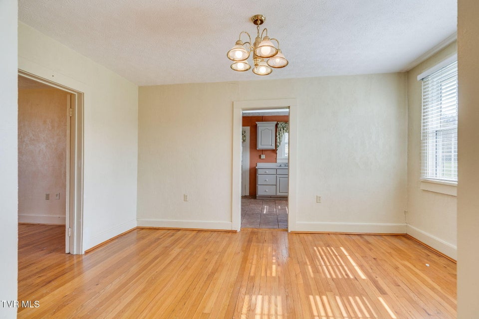 Photo #7: 1024 Mckinney Avenue