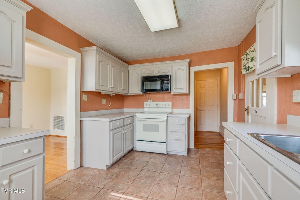 Photo #12: 1024 Mckinney Avenue