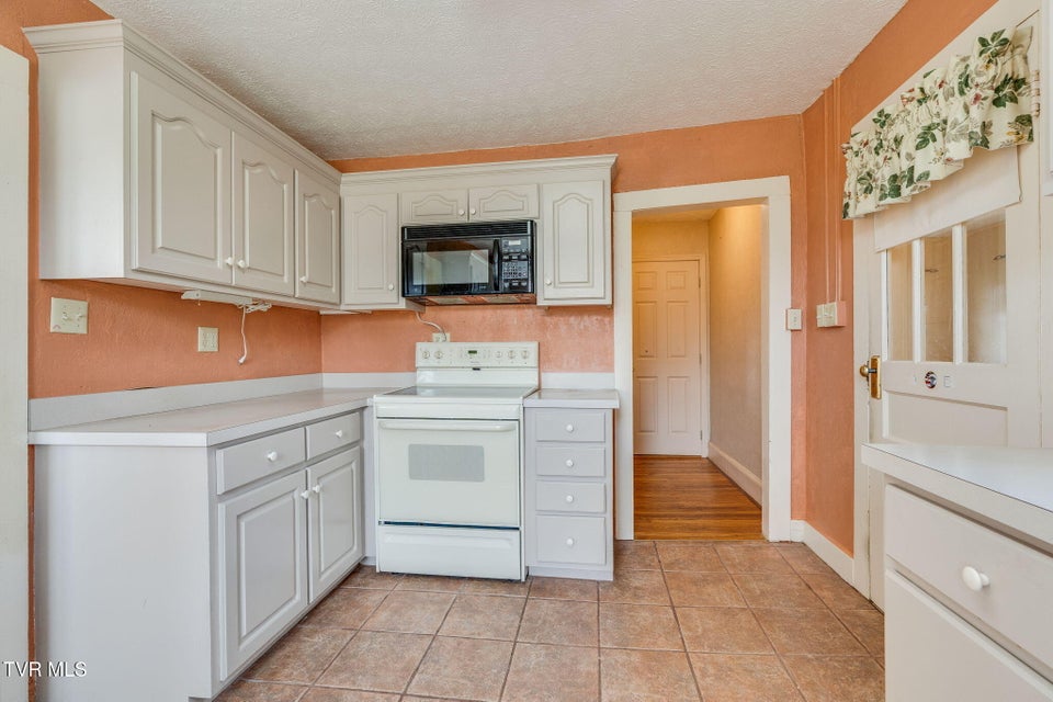 Photo #13: 1024 Mckinney Avenue