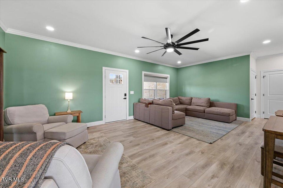 Photo #13: 12119 Lasalle Court