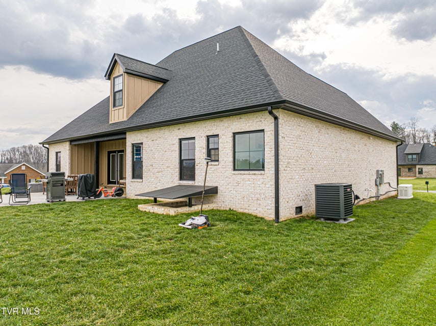 Photo #49: 12119 Lasalle Court