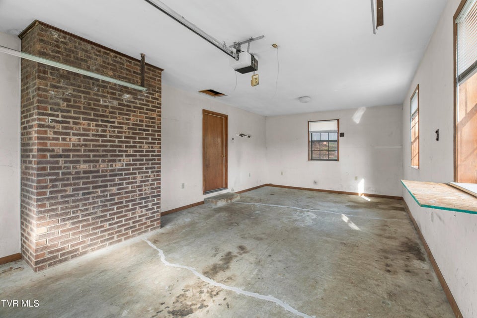 Photo #22: 145 Kelli Lane