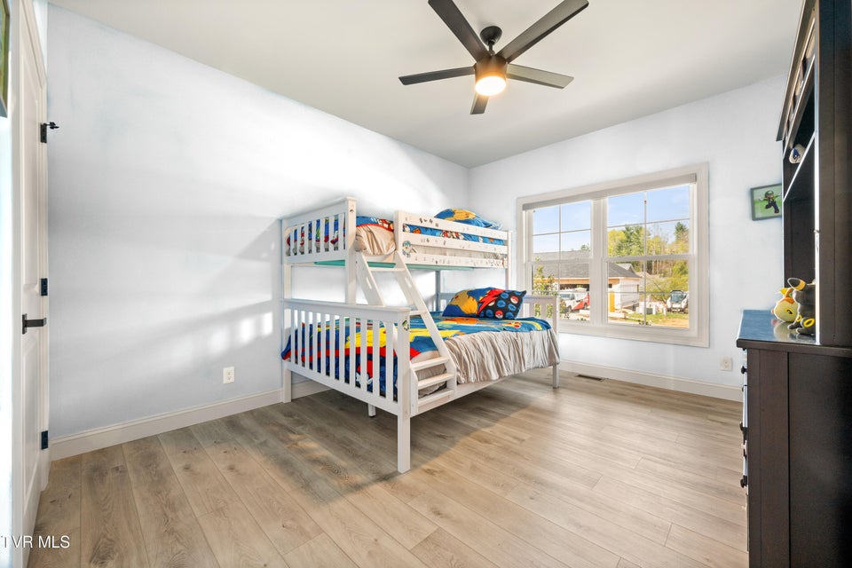 Photo #33: 12119 Lasalle Court