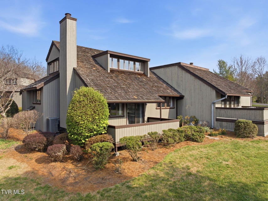 Photo #28: 136 Columbine Road