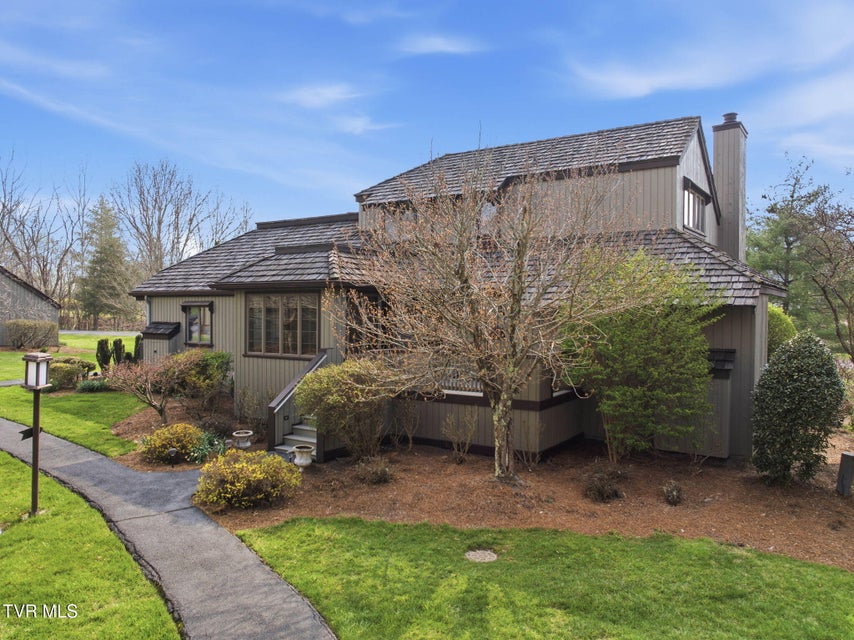 Photo #3: 136 Columbine Road