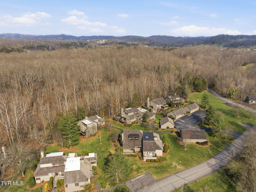 Photo #32: 136 Columbine Road