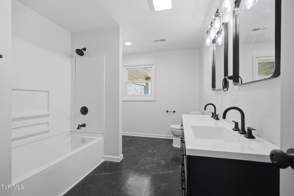 Photo #16: 309 Heaton Street