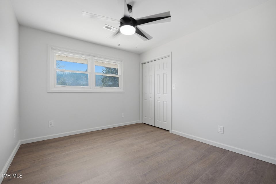 Photo #19: 309 Heaton Street