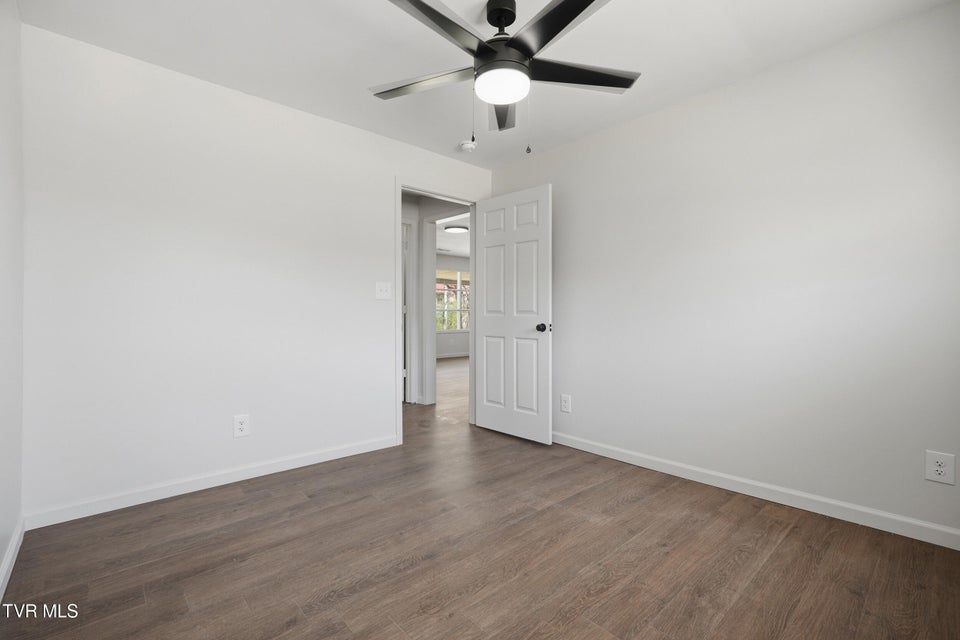 Photo #20: 309 Heaton Street