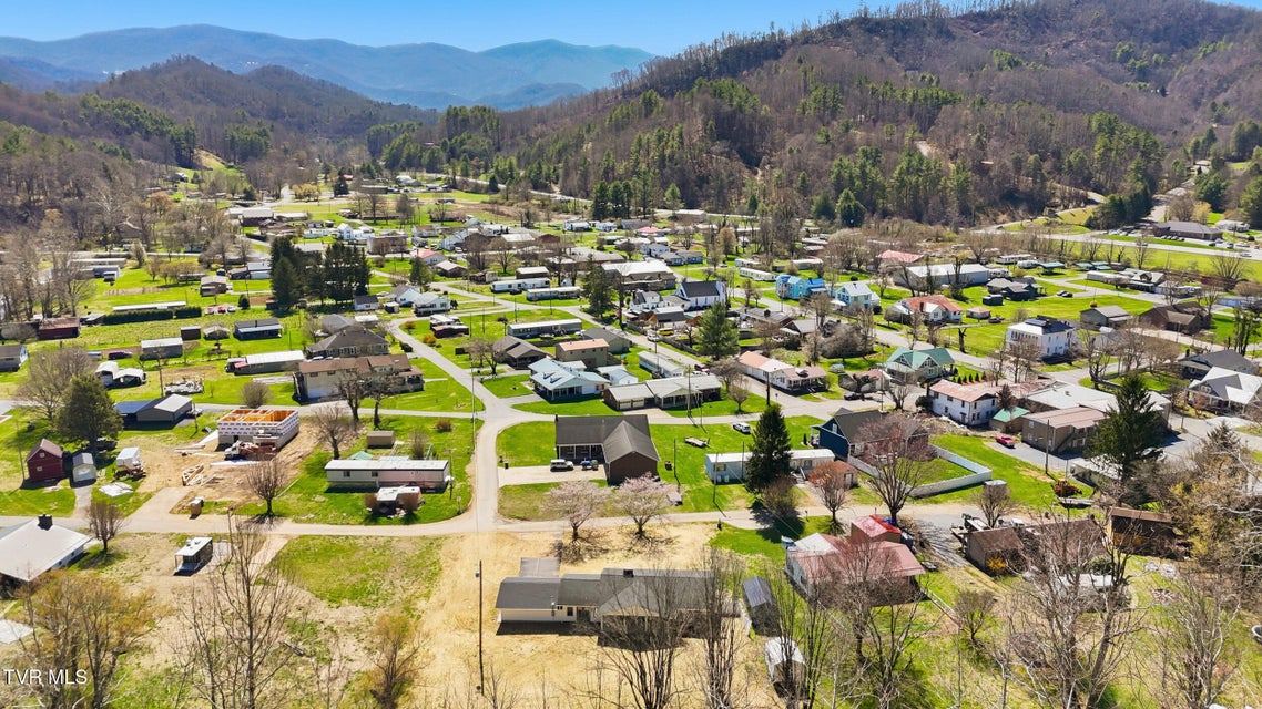 Photo #35: 309 Heaton Street