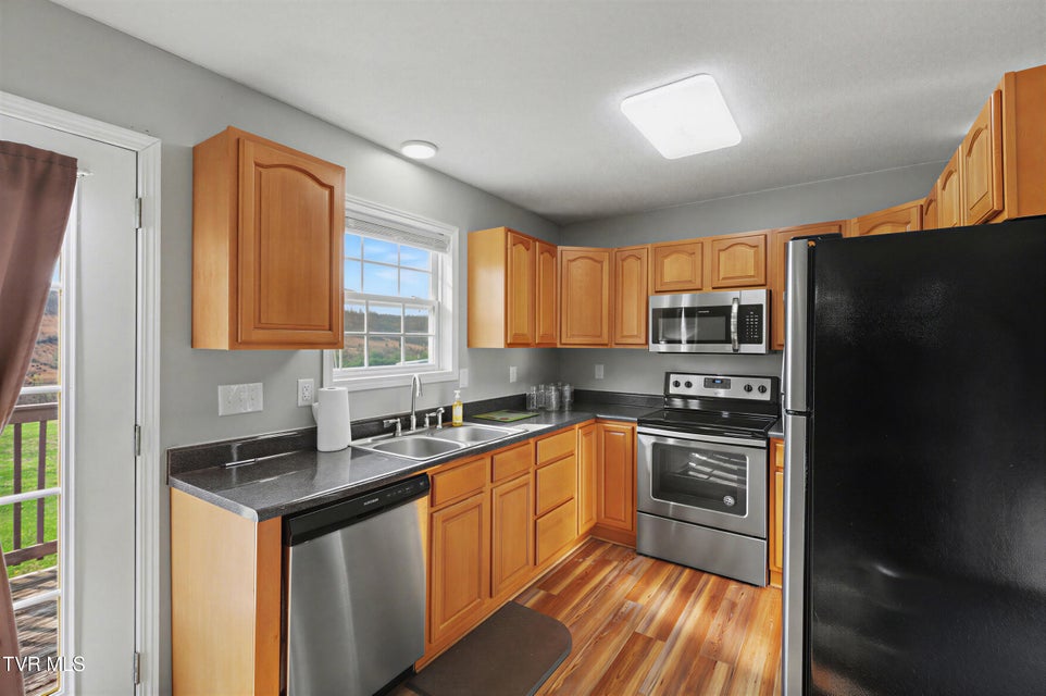 Photo #10: 1630 Whitehouse Road