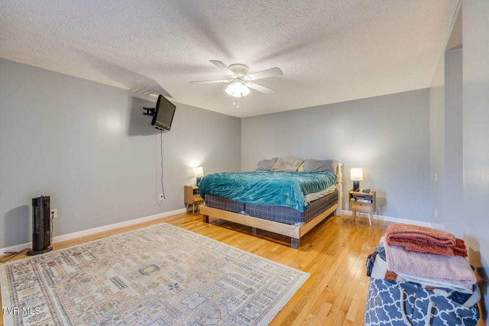 Photo #21: 300 Riverview Drive