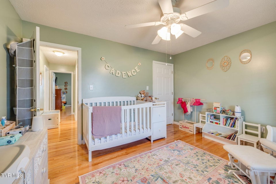 Photo #33: 300 Riverview Drive