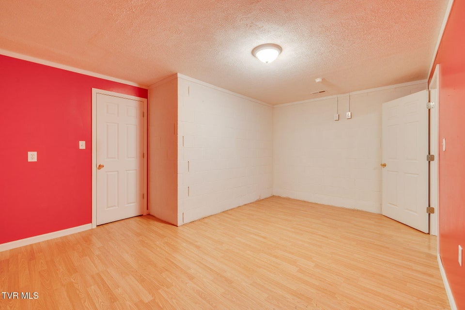 Photo #42: 300 Riverview Drive