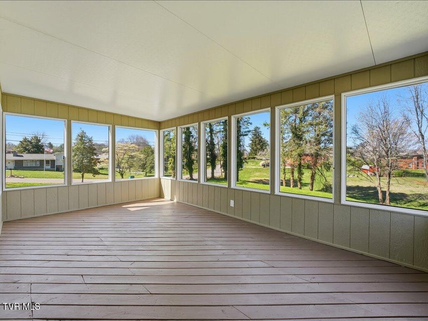 Photo #3: 452 Wilder Street