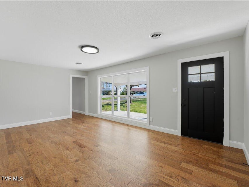 Photo #6: 452 Wilder Street