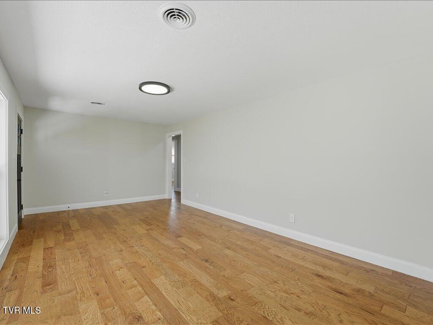 Photo #8: 452 Wilder Street