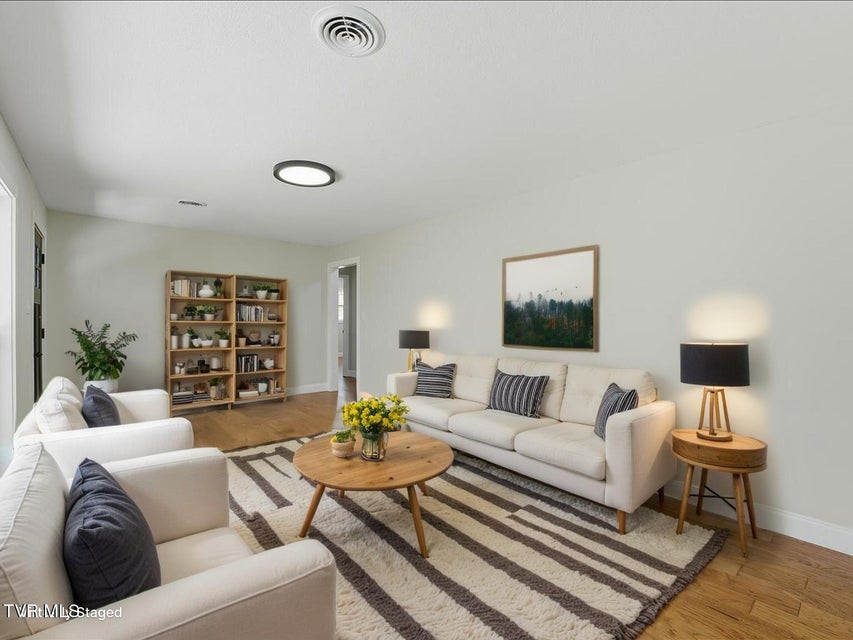 Photo #9: 452 Wilder Street