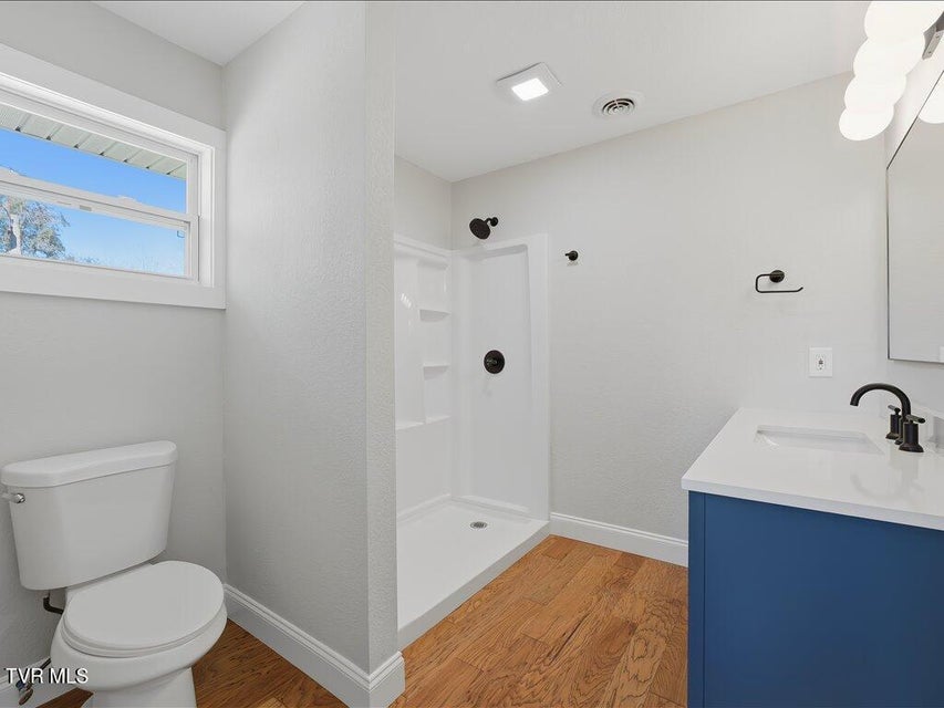 Photo #19: 452 Wilder Street