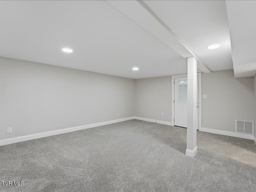 Photo #34: 452 Wilder Street