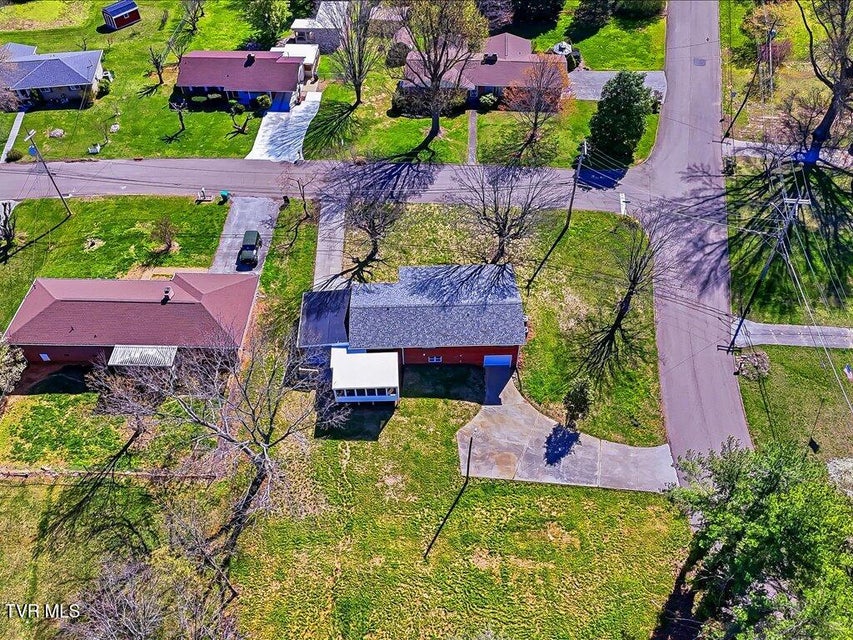 Photo #42: 452 Wilder Street