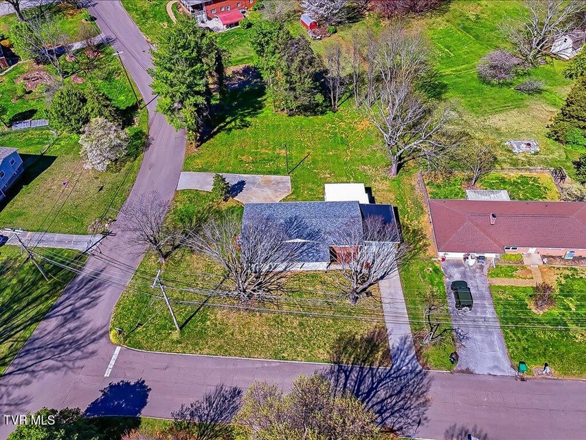 Photo #43: 452 Wilder Street