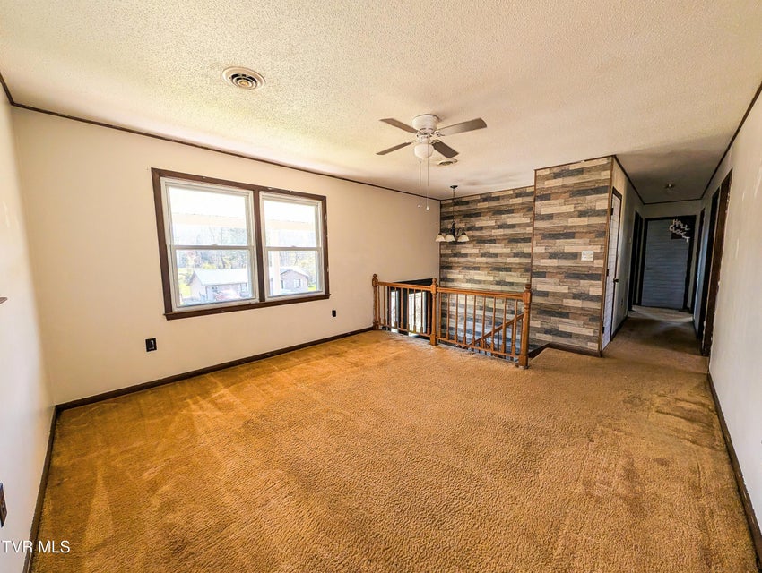 Photo #8: 464 Springfield Drive