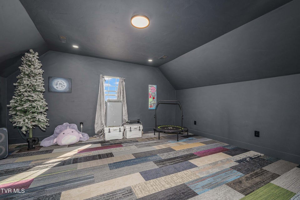 Photo #39: 3233 Stanley Valley Road