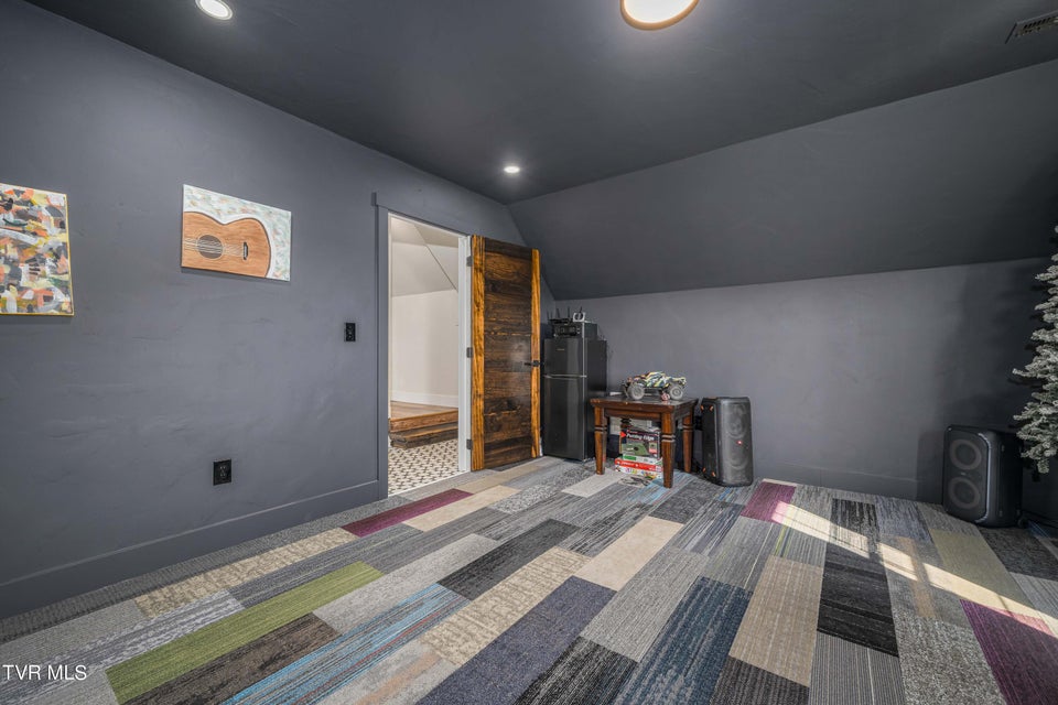 Photo #40: 3233 Stanley Valley Road