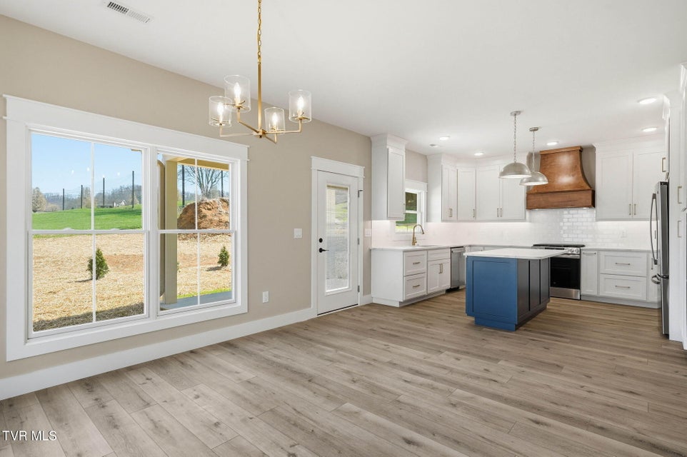 Photo #6: 304 Monroe Drive