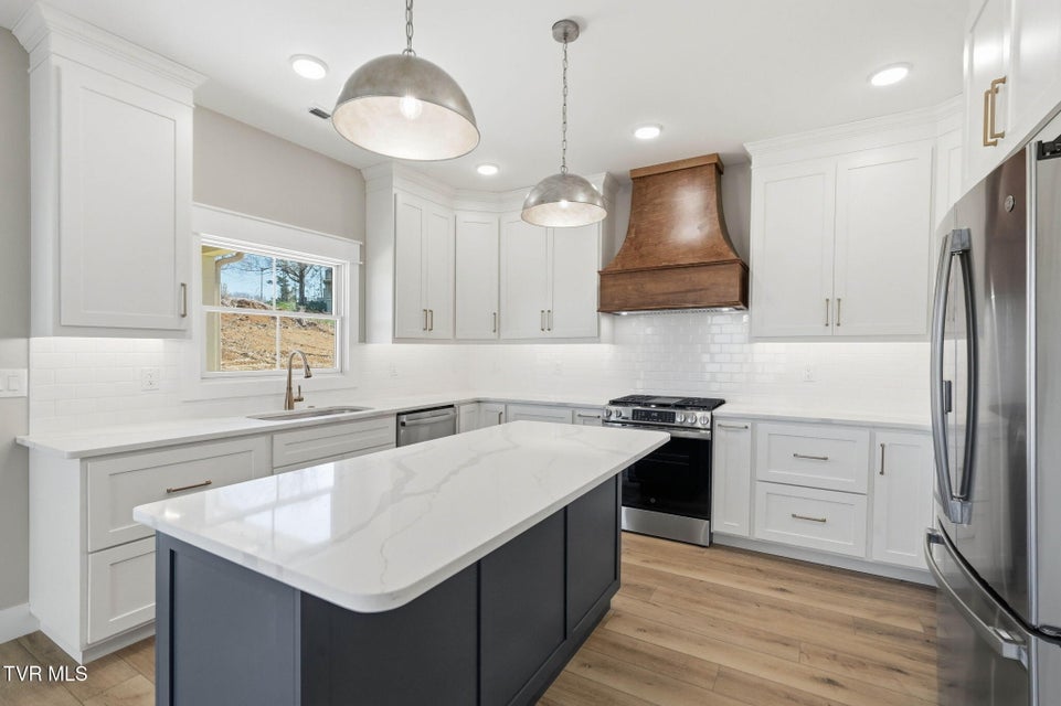 Photo #3: 304 Monroe Drive