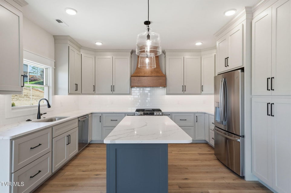 Photo #8: 310 Monroe Drive