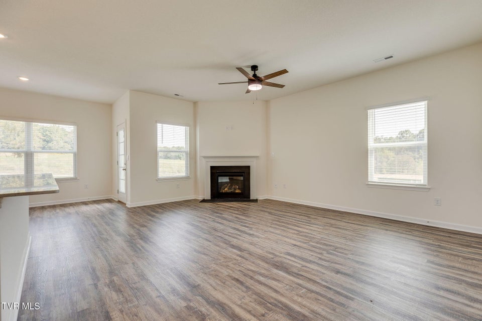 Photo #9: 804 Pinhoti Street