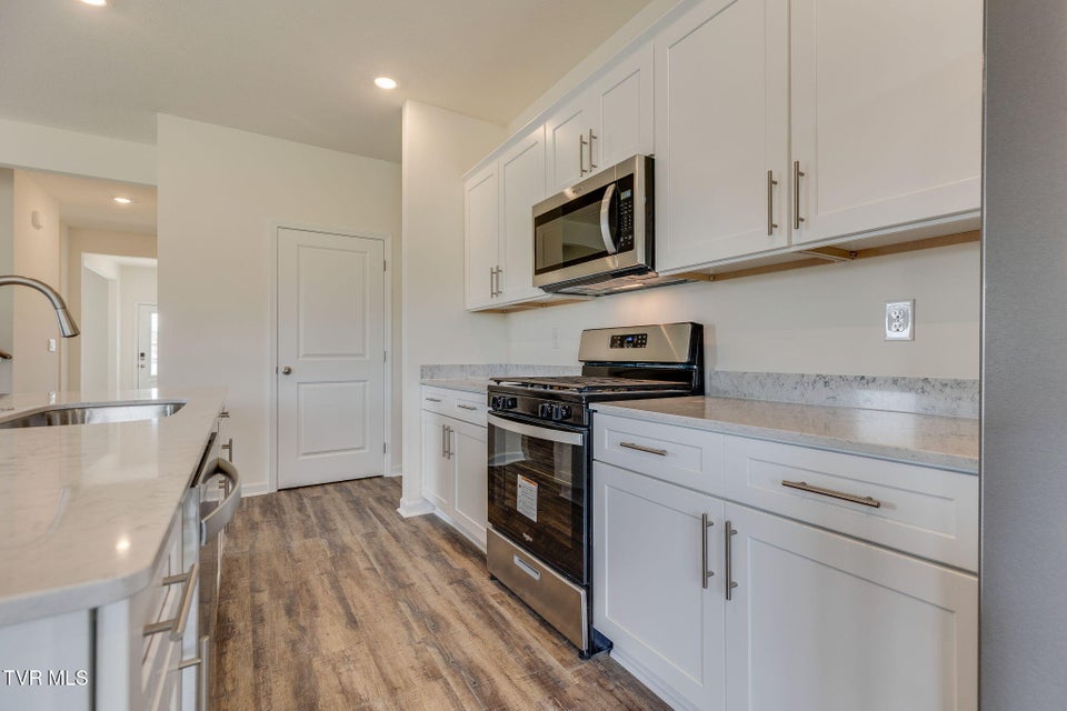 Photo #15: 804 Pinhoti Street