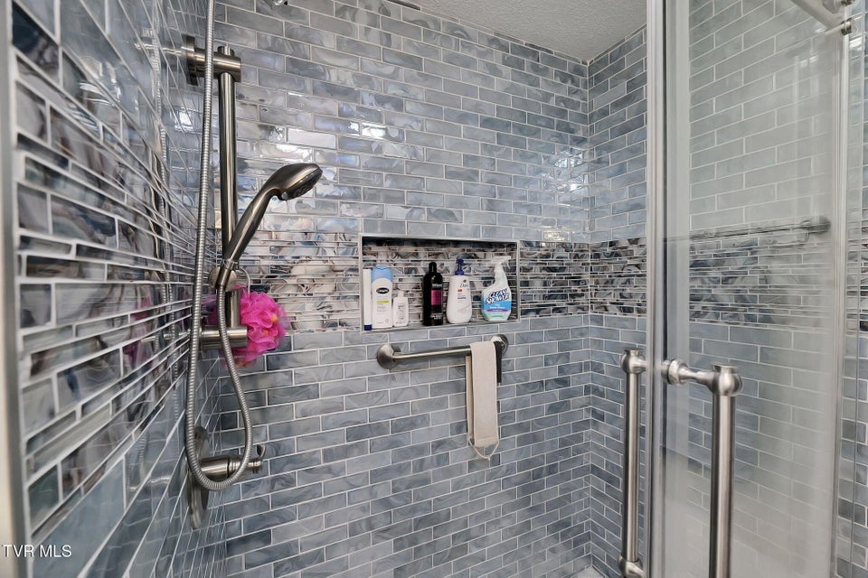 Photo #40: 160 Fairway Drive