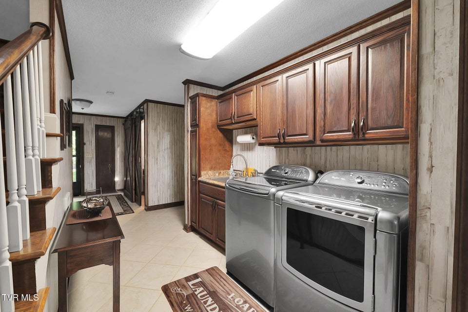 Photo #54: 160 Fairway Drive