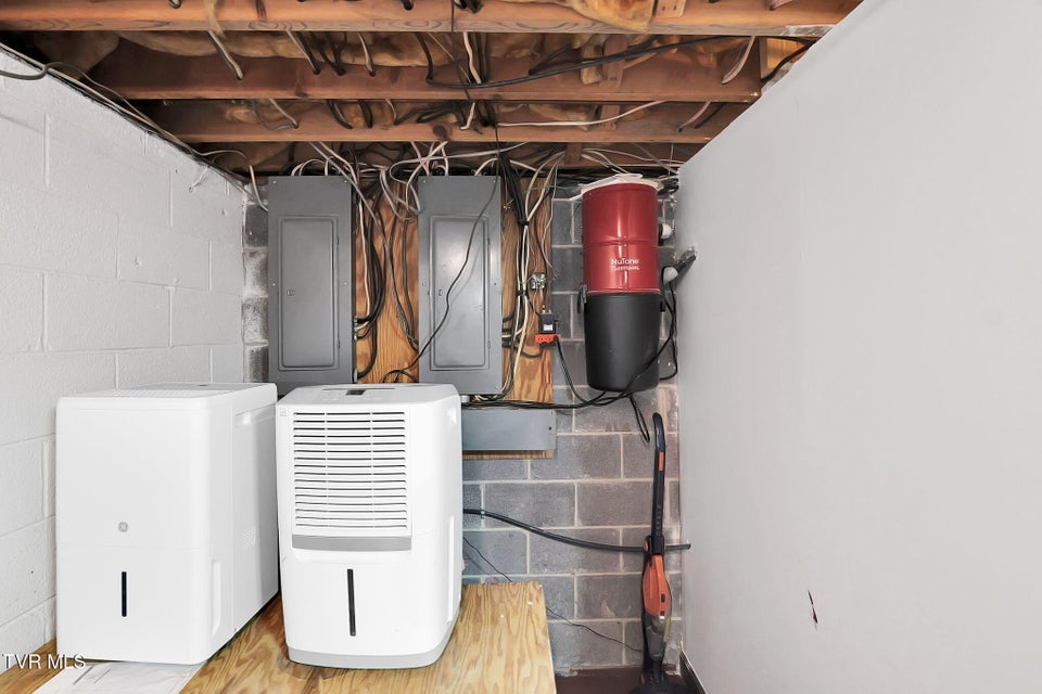 Photo #73: 160 Fairway Drive