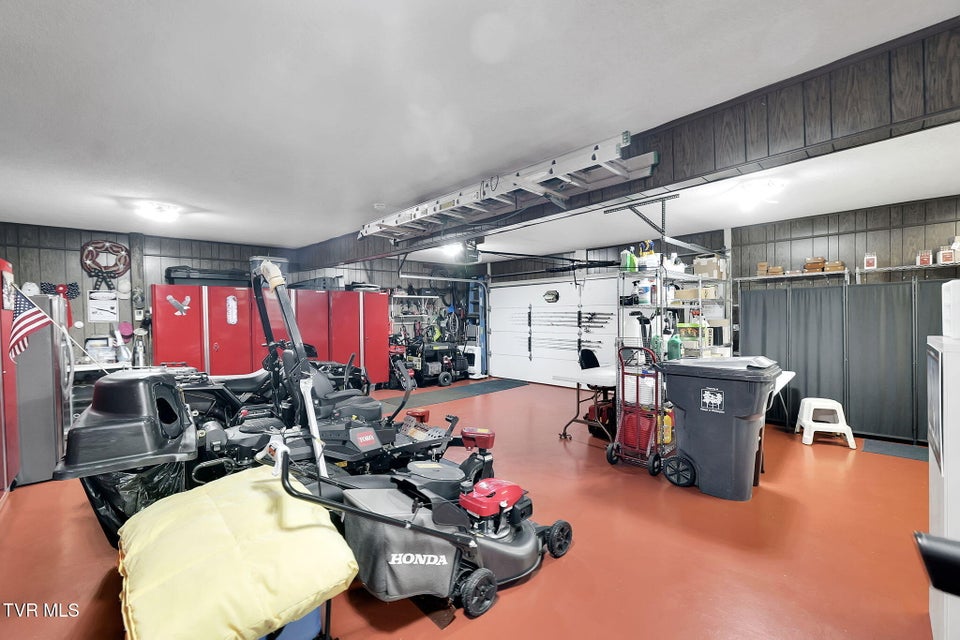 Photo #77: 160 Fairway Drive