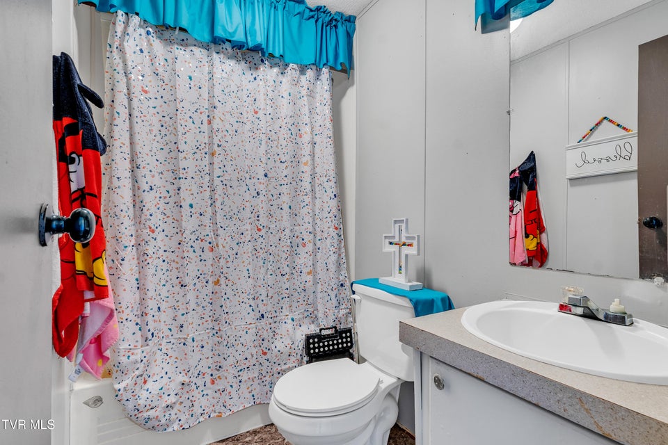 Photo #9: 607 Spring Avenue