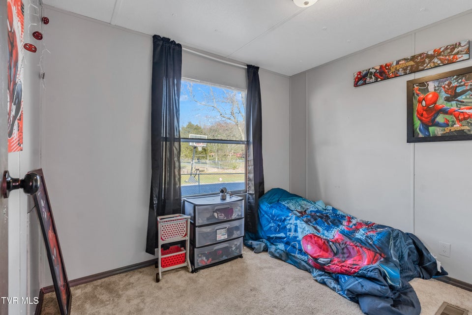 Photo #27: 607 Spring Avenue