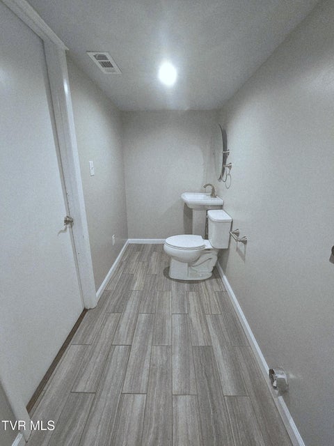 Photo #30: 2323 Inglewood Drive