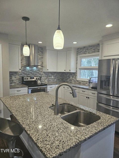 Photo #15: 2323 Inglewood Drive