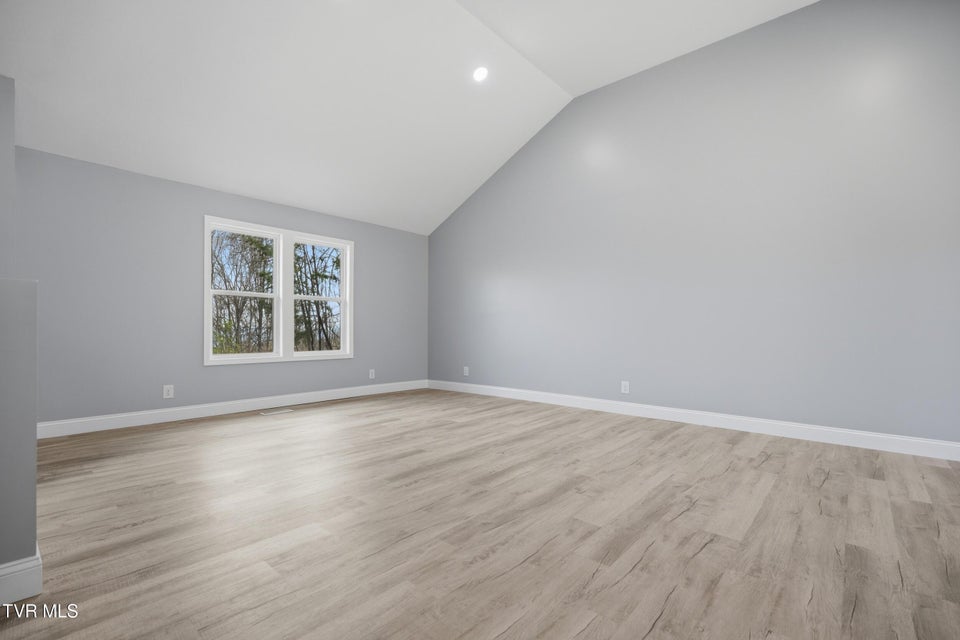 Photo #5: 3740 Thorngrove Drive