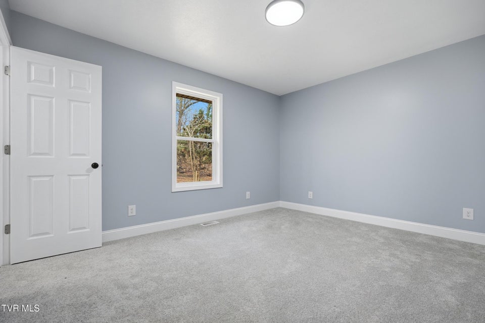 Photo #14: 3740 Thorngrove Drive