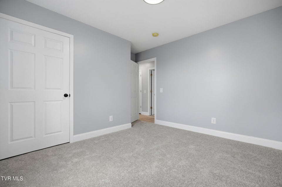 Photo #18: 3740 Thorngrove Drive